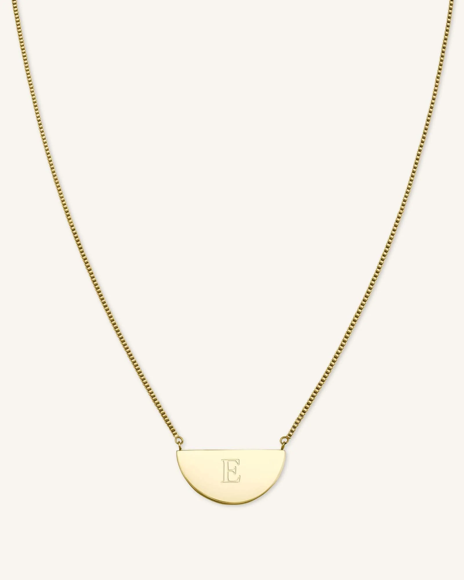 Collier Demi-Lune Avec Initiale - Image 4