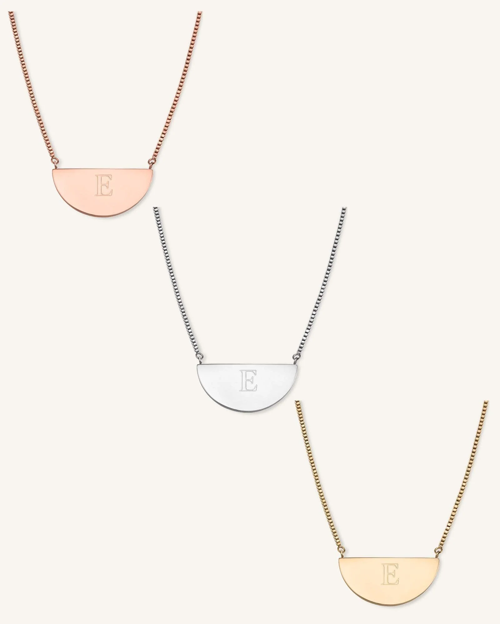 Collier Demi-Lune Avec Initiale - Image 7