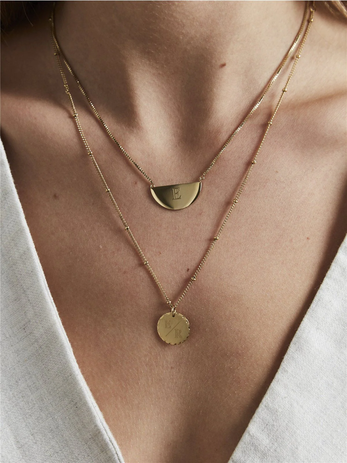 Collier Demi-Lune Avec Initiale - Image 8