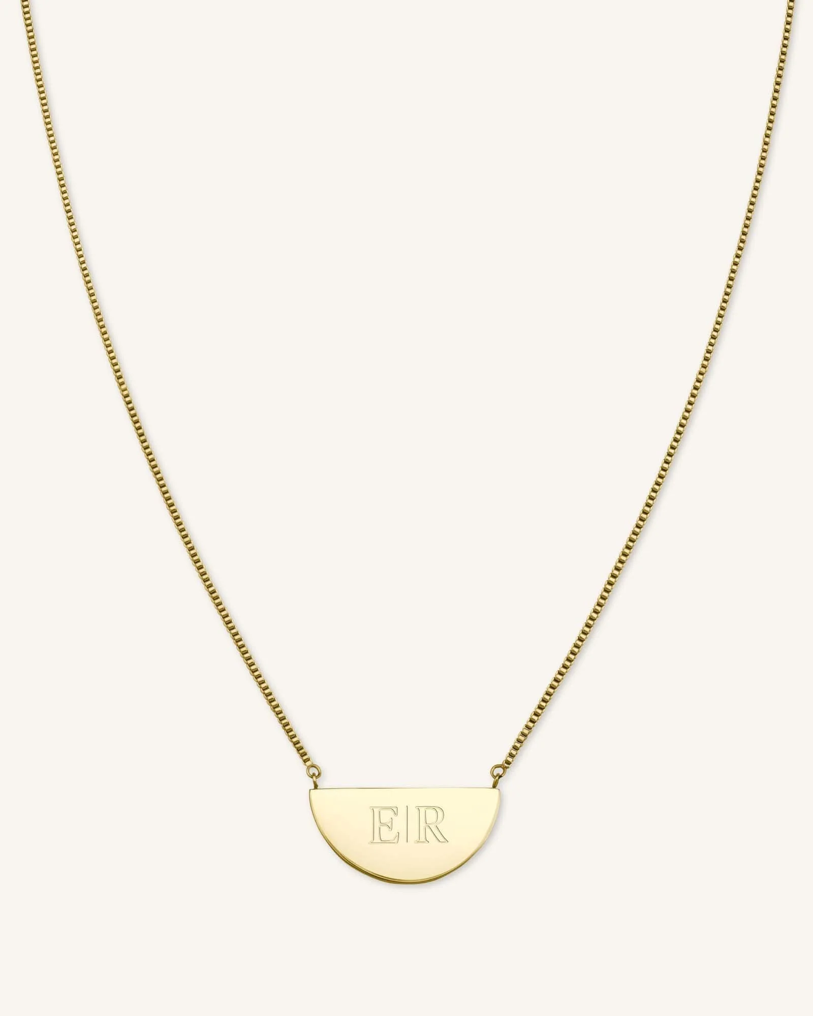 Collier Demi-Lune Avec Initiale - Image 4