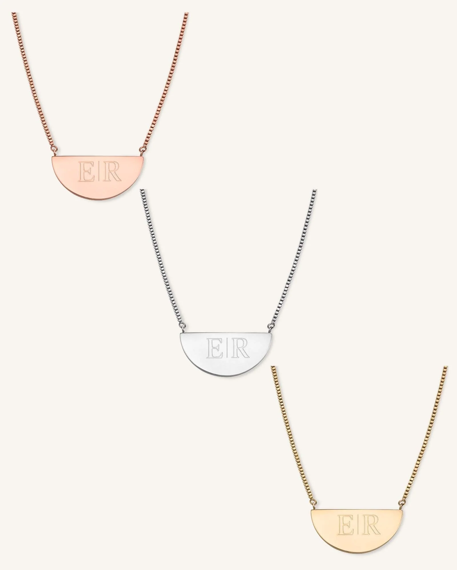 Collier Demi-Lune Avec Initiale - Image 7