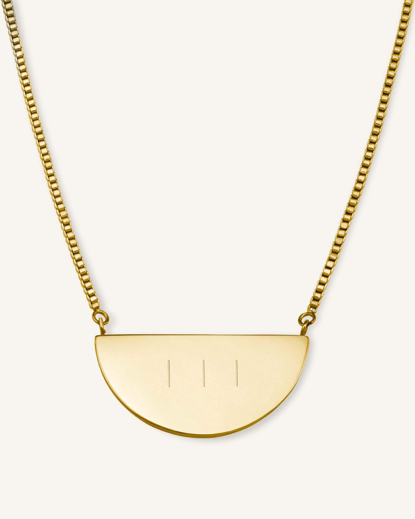 Collier Demi-Lune Avec Initiale - Image 2