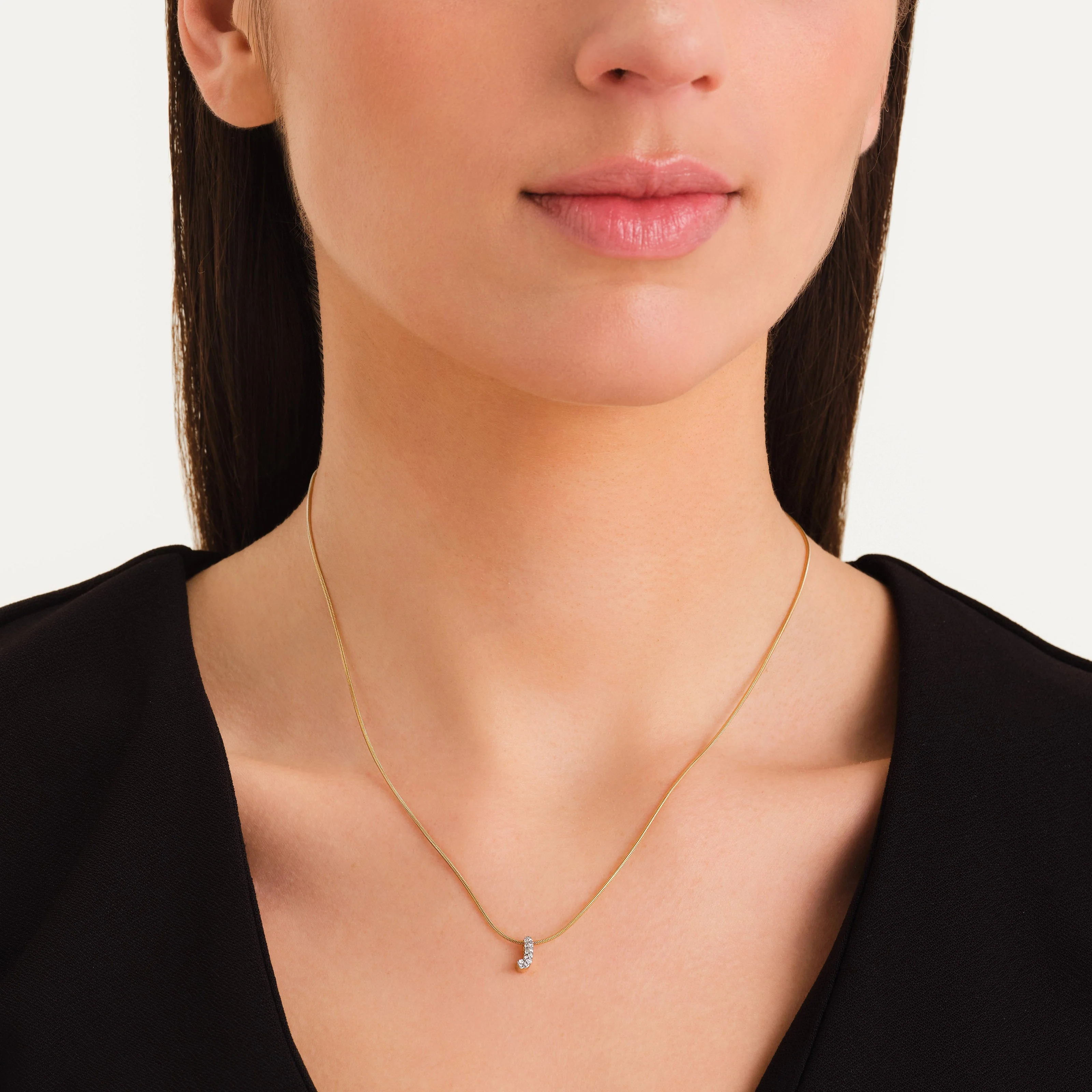 Collier lettre J avec cristaux - Image 2