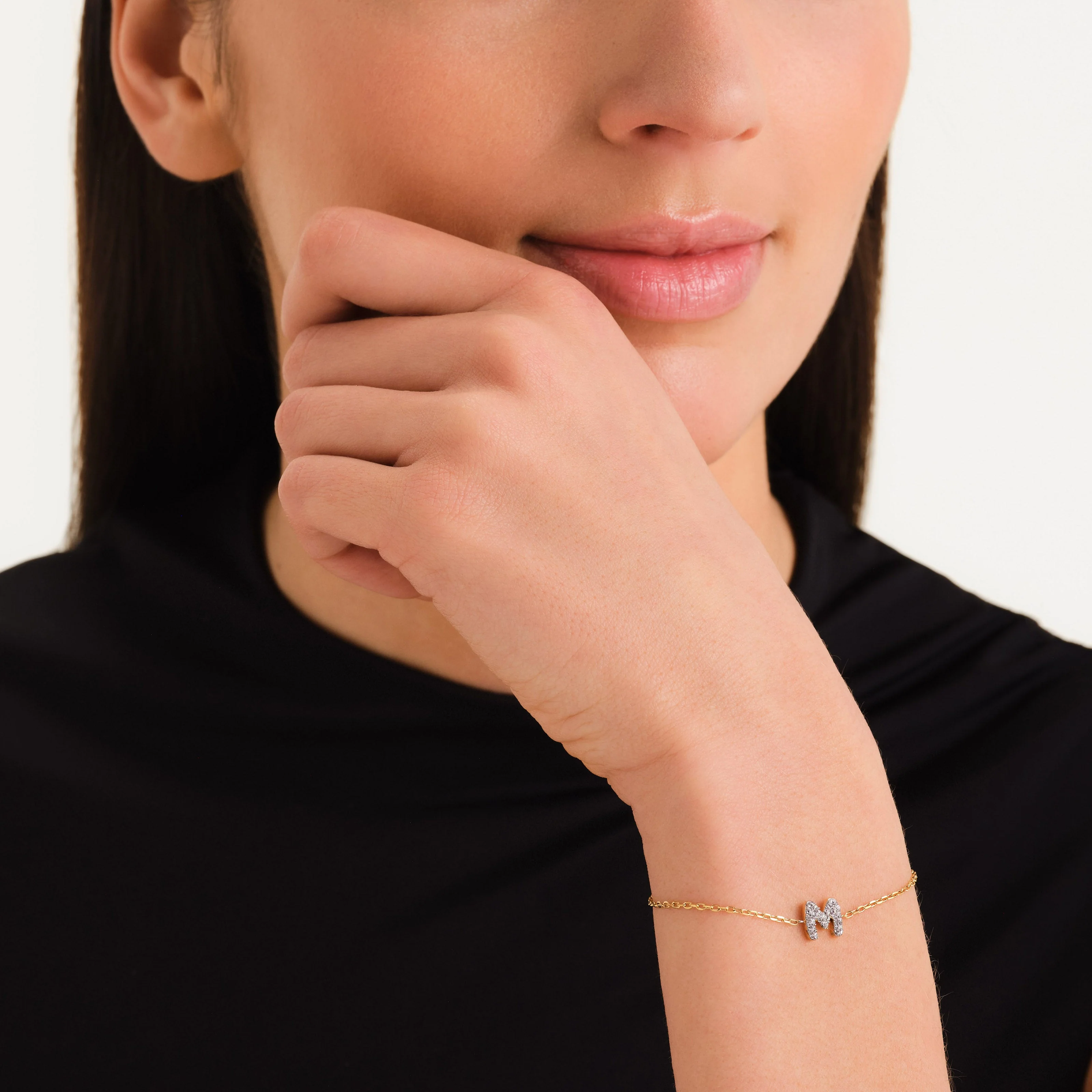 Bracelet lettre M avec cristaux - Image 2