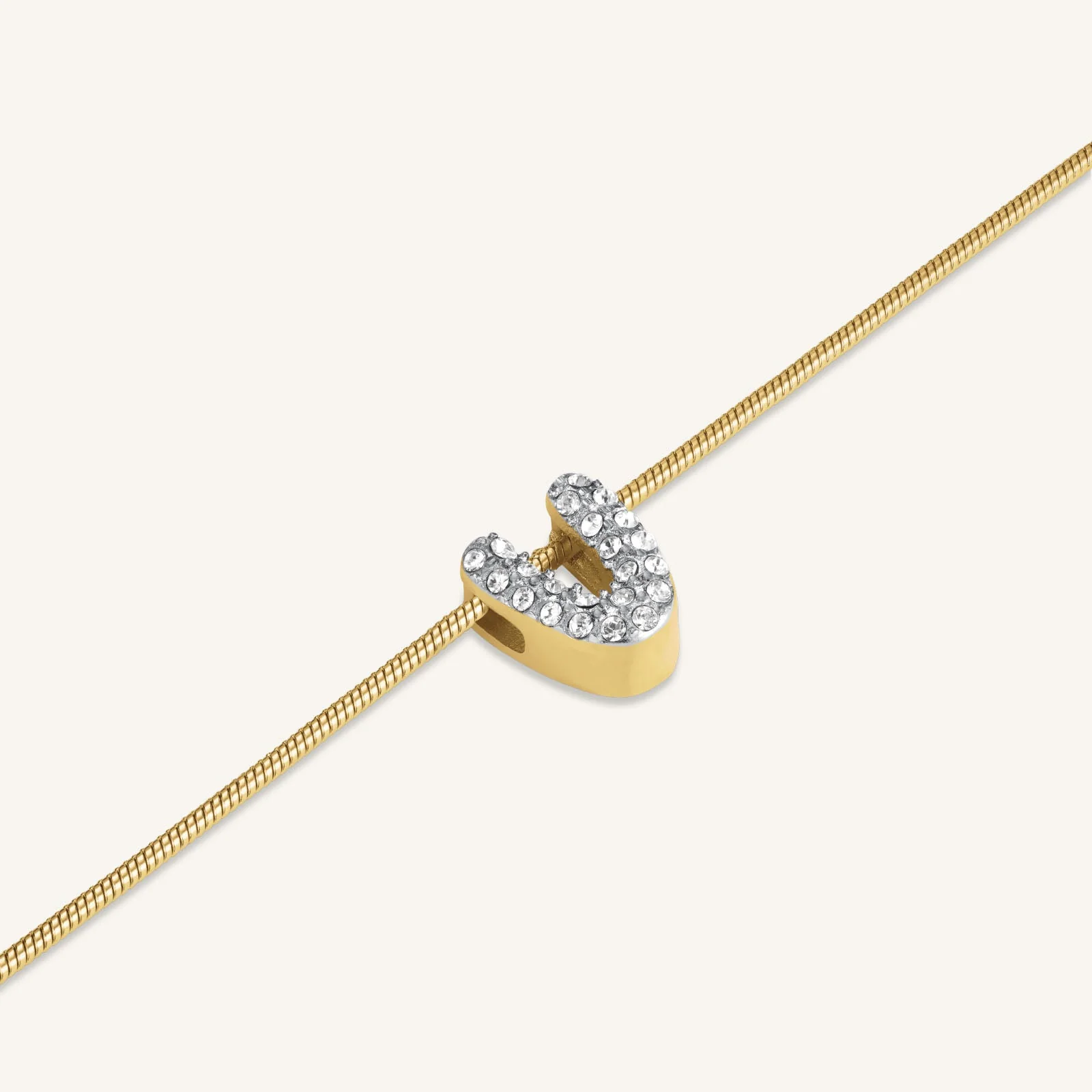 Collier lettre V avec cristaux - Image 3